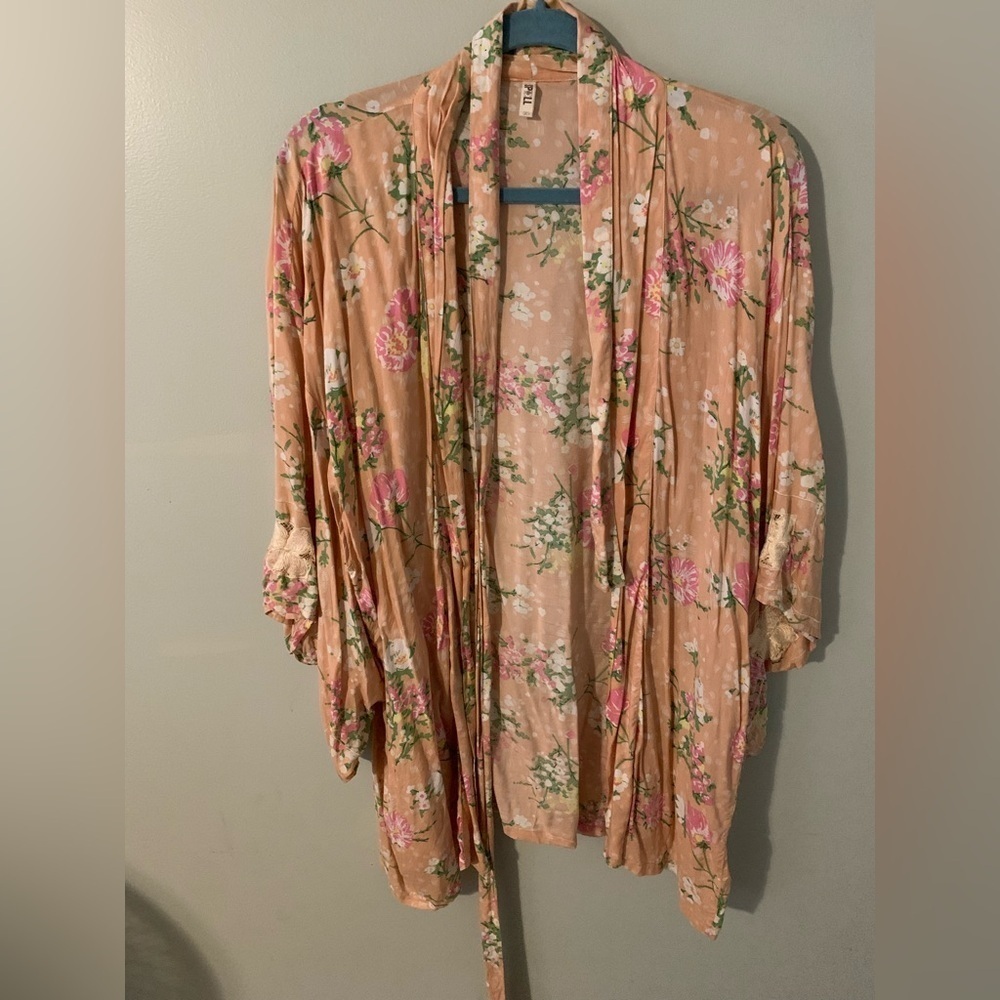 Spell and the Gypsy collective sundancer vintage short kimono peach robe - Picture 2 of 6